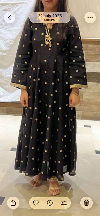 Long black maxi embroidered