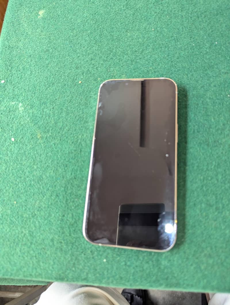 Apple iPhone 13 Pro 1