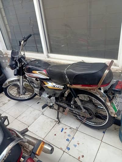 Honda 70 cc all OK hai 03277202336 2013 madil hai