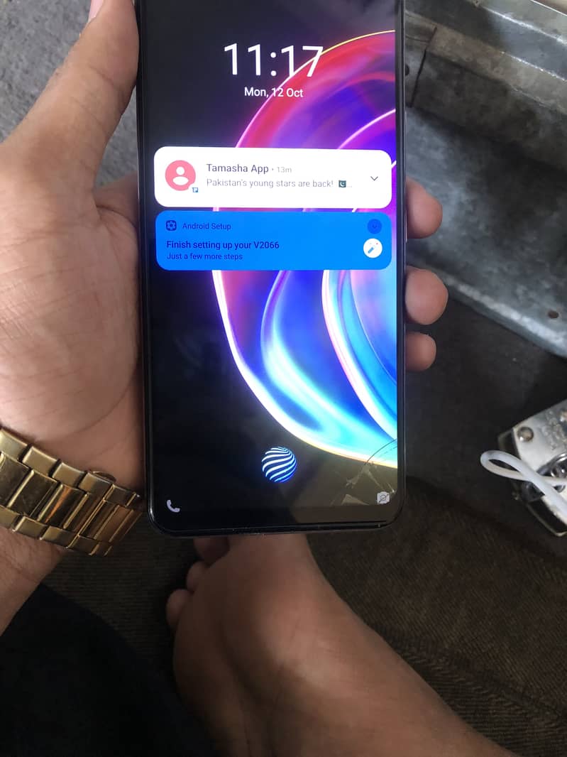 Vivo V21 4