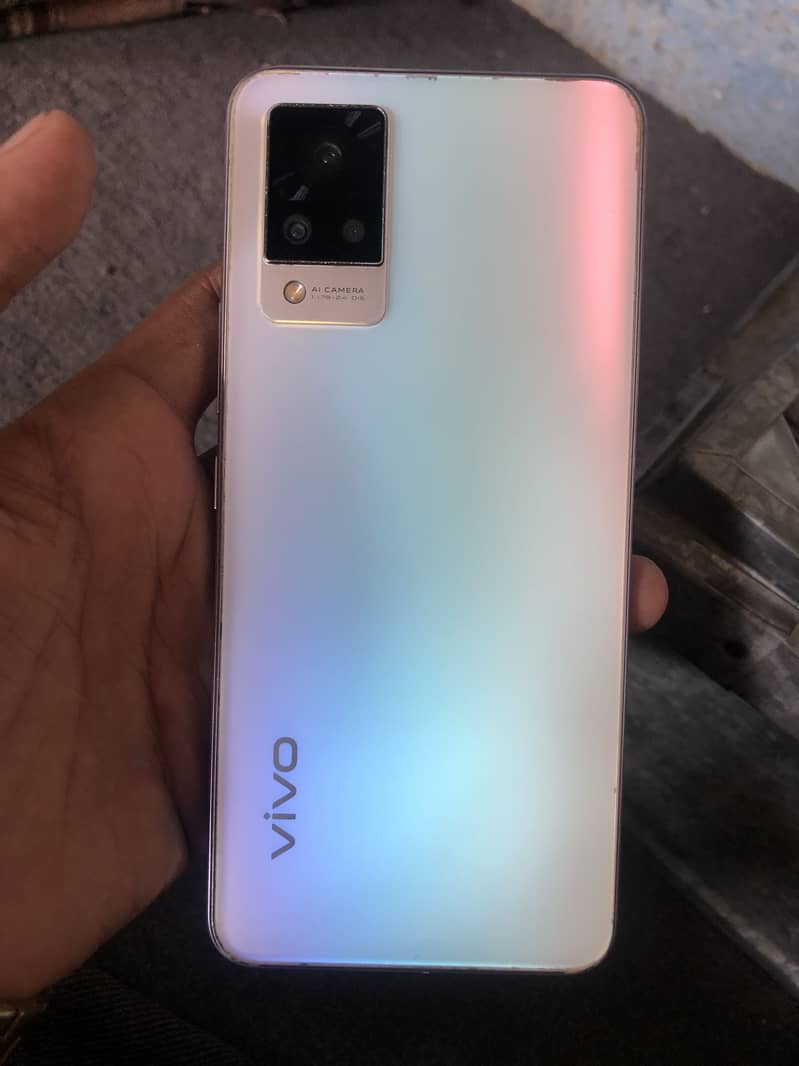 Vivo V21 6