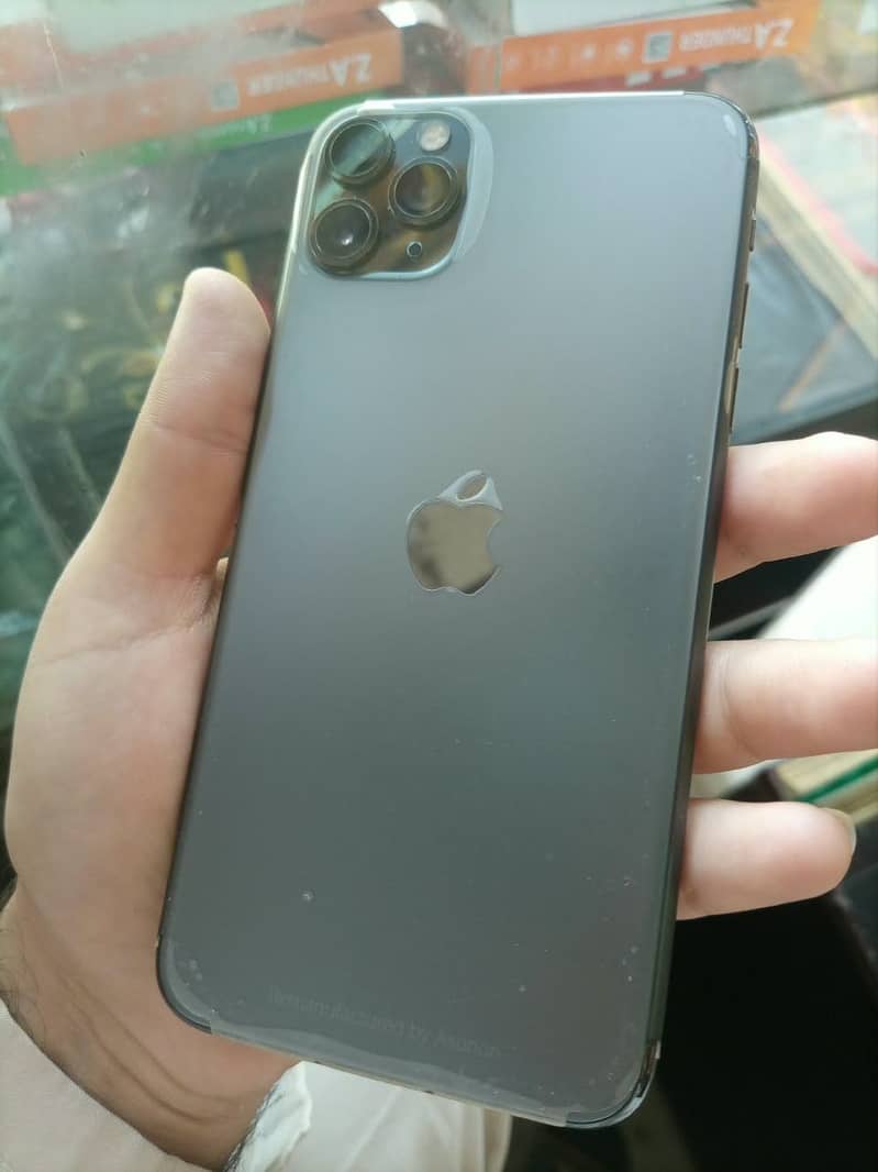 Apple iPhone 11 Pro Max 1