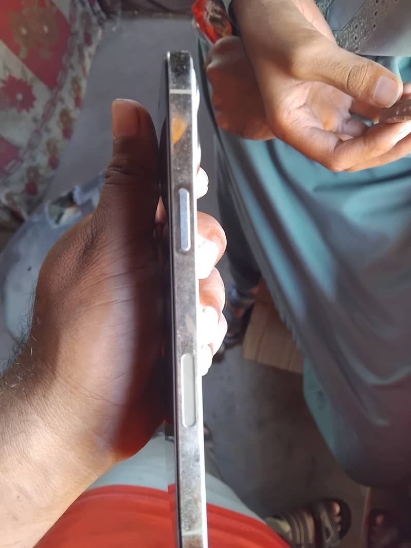 Apple iPhone 12 Pro Max 7