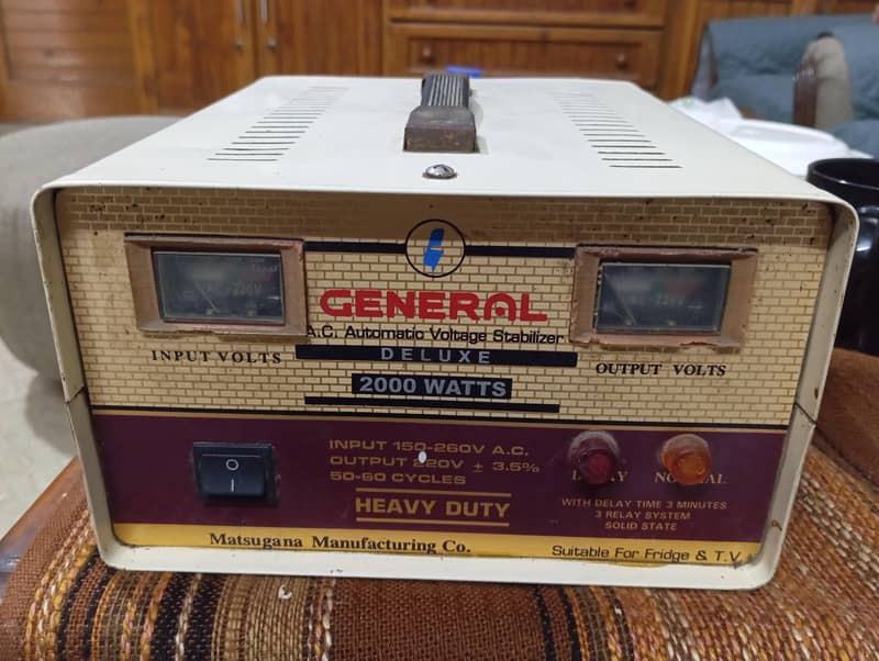 General 2000 watt stabilizer 0