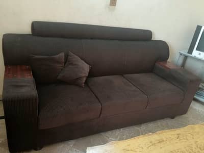 Home Used Sofa set 3+2+1 just like new
