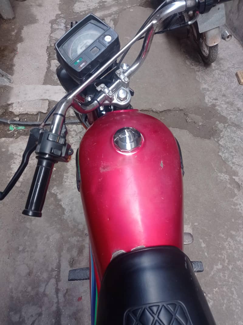 UNITED 2016 MODEL 10