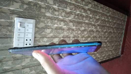 Vivo Y18 ib mai pouch le koi issues hai to