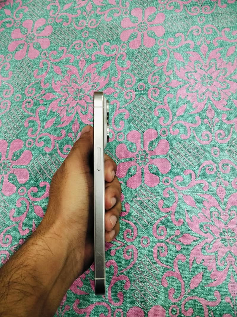 Apple iPhone 15 Pro Max factory unlock - Mobile Phones - 1120369841
