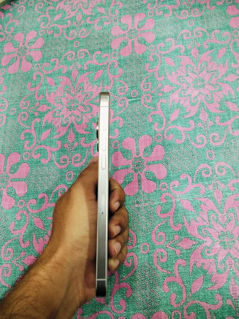 Apple iPhone 15 Pro Max factory unlock - Mobile Phones - 1120369841