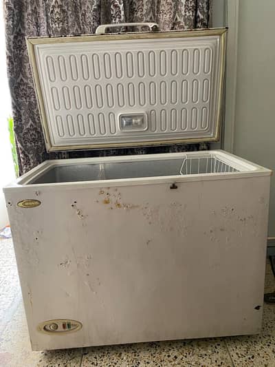 WAVES DEEP FREEZER ON SALE
