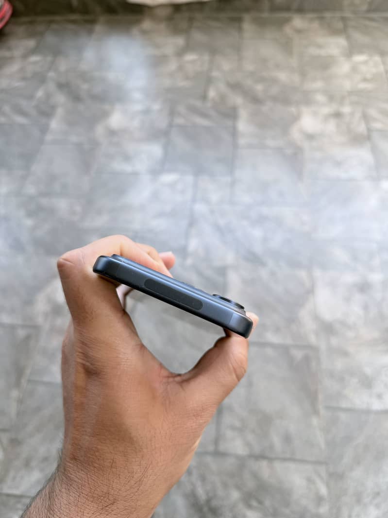 Apple iPhone 17 Pro Max 2