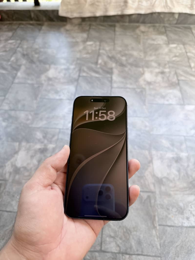 Apple iPhone 17 Pro Max 6