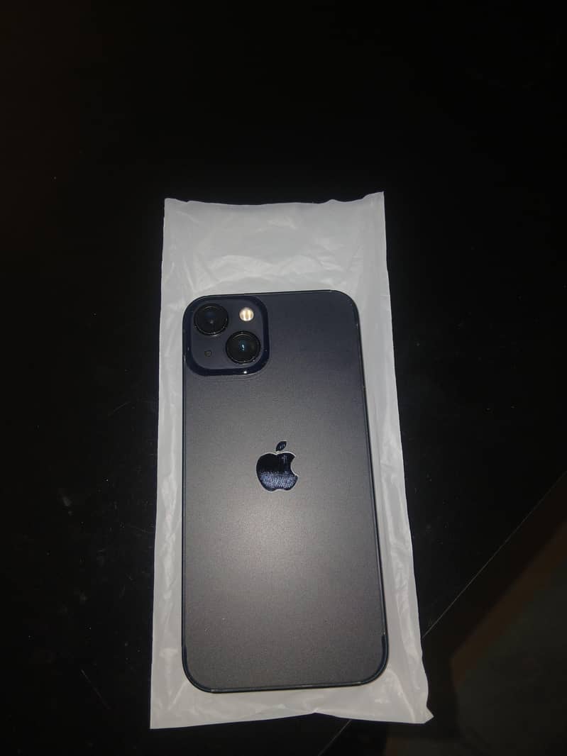 Apple iPhone 13 4