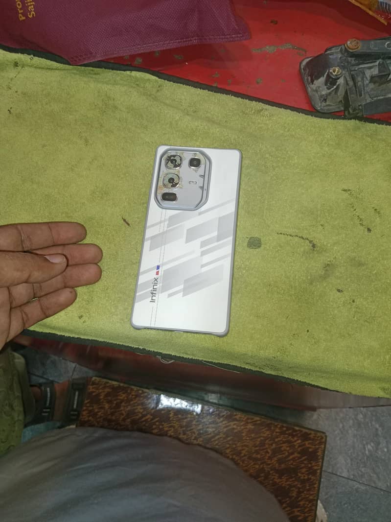 Infinix Note 50 Pro 5
