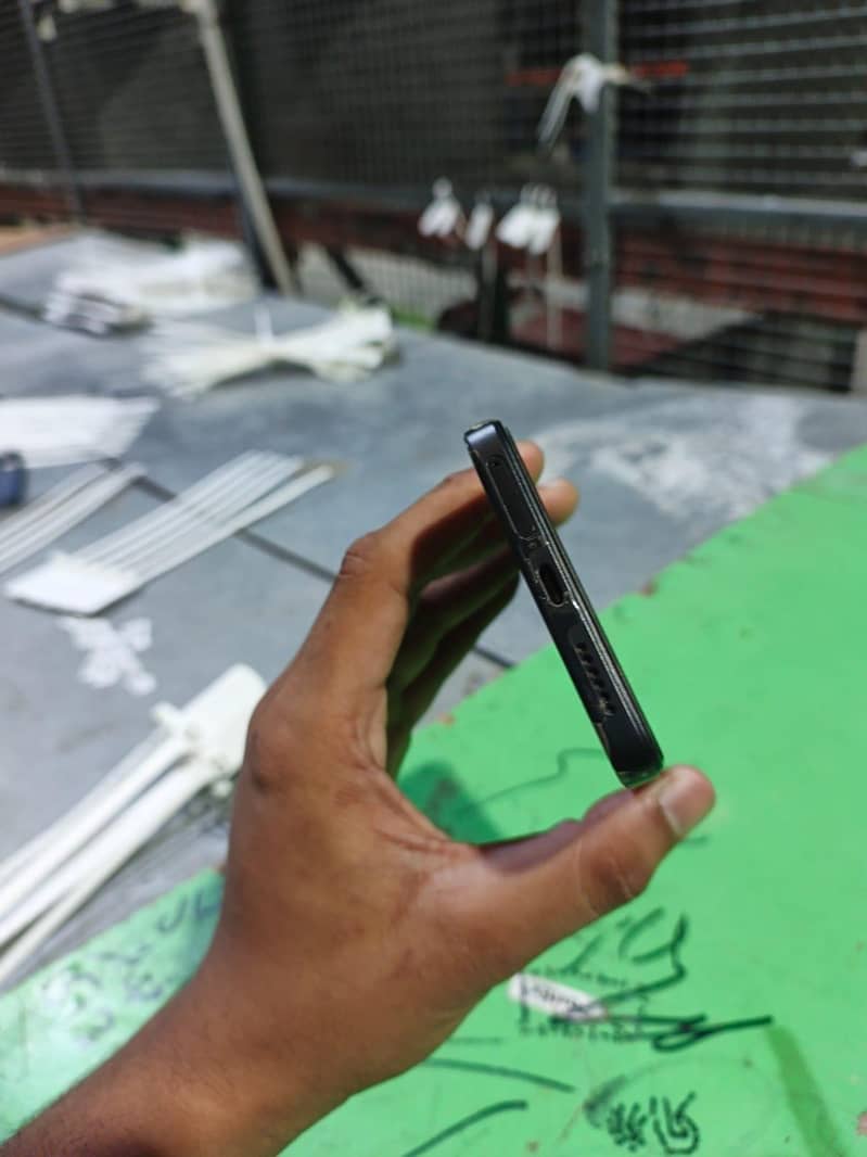 Xiaomi Redmi Note 14 7