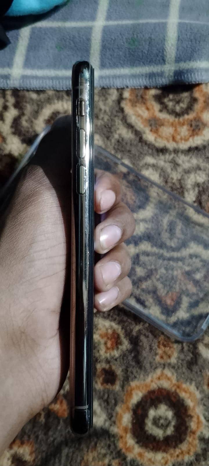 Apple iPhone XS 3