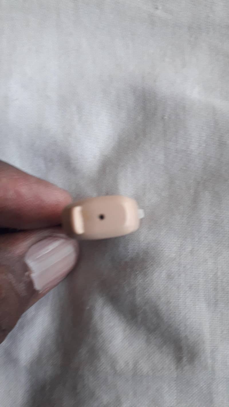 Hearing Aid 0