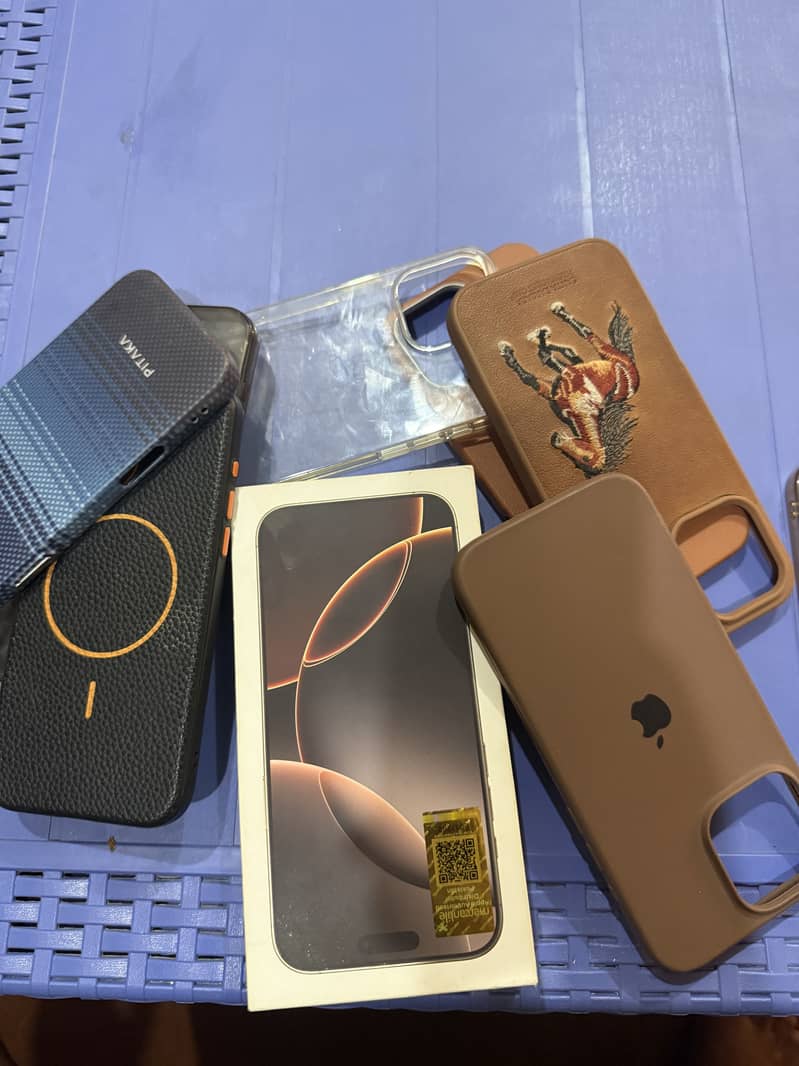 Apple iPhone 16 Pro Max 2