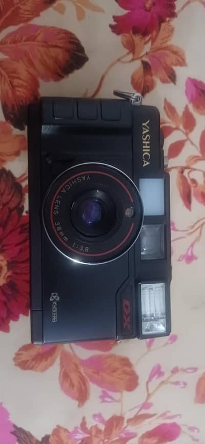 yashica camra ha old model ha