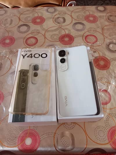 vivo y400