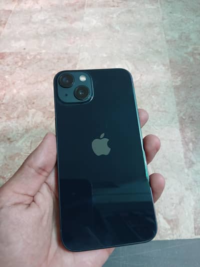 Apple iPhone 13