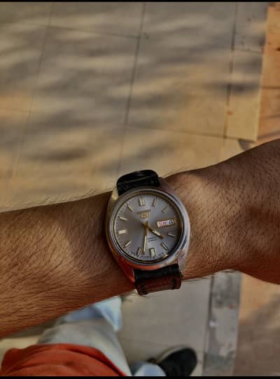 Seiko citizen orient swatch tissot omega rolex timex casio