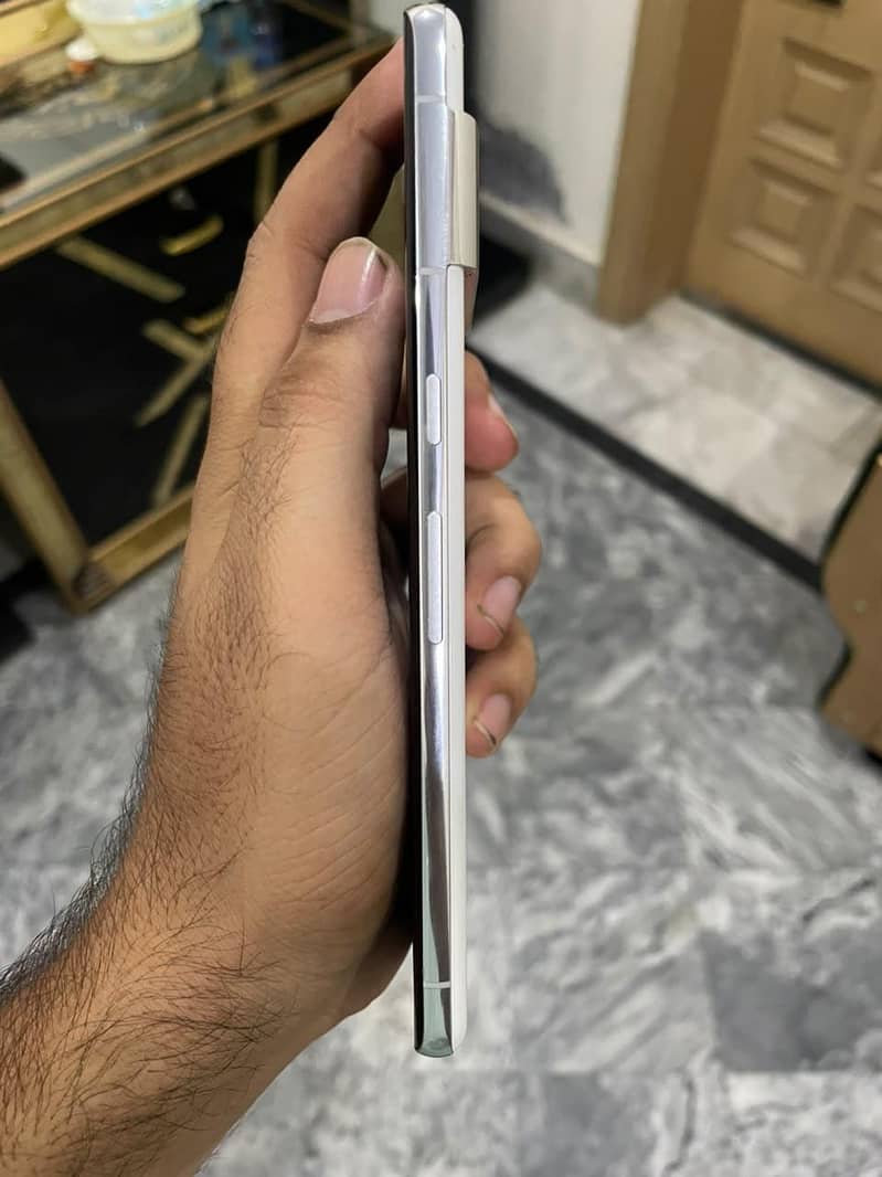 Google Pixel 7 Pro 4