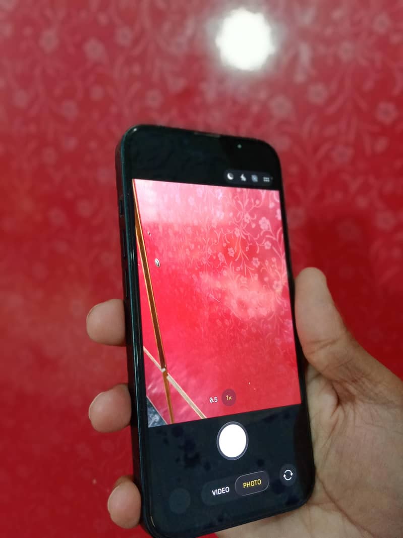 Apple iPhone 14 3