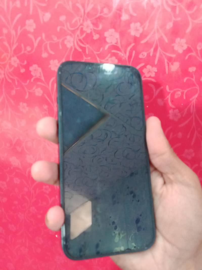 Apple iPhone 14 4