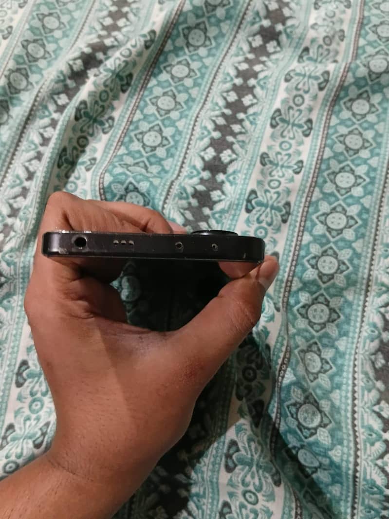Redmi Note 13 4