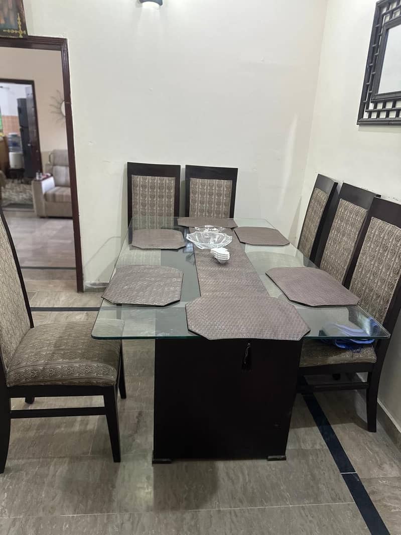 6 Seater Dining Table 3
