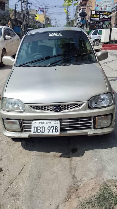 Daihatsu Cuore 2003