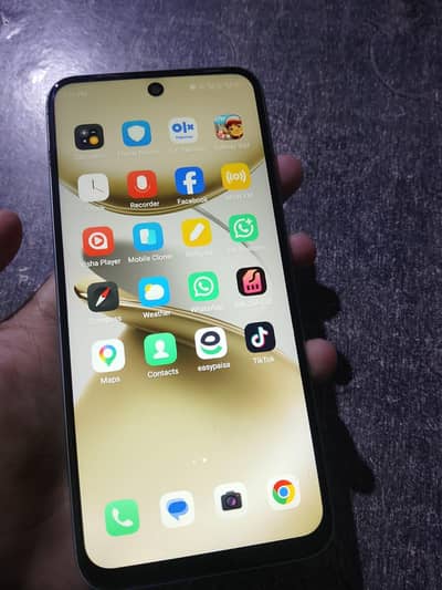 Infinix Smart 9>>>. . 4+4=8. . 128gb ha