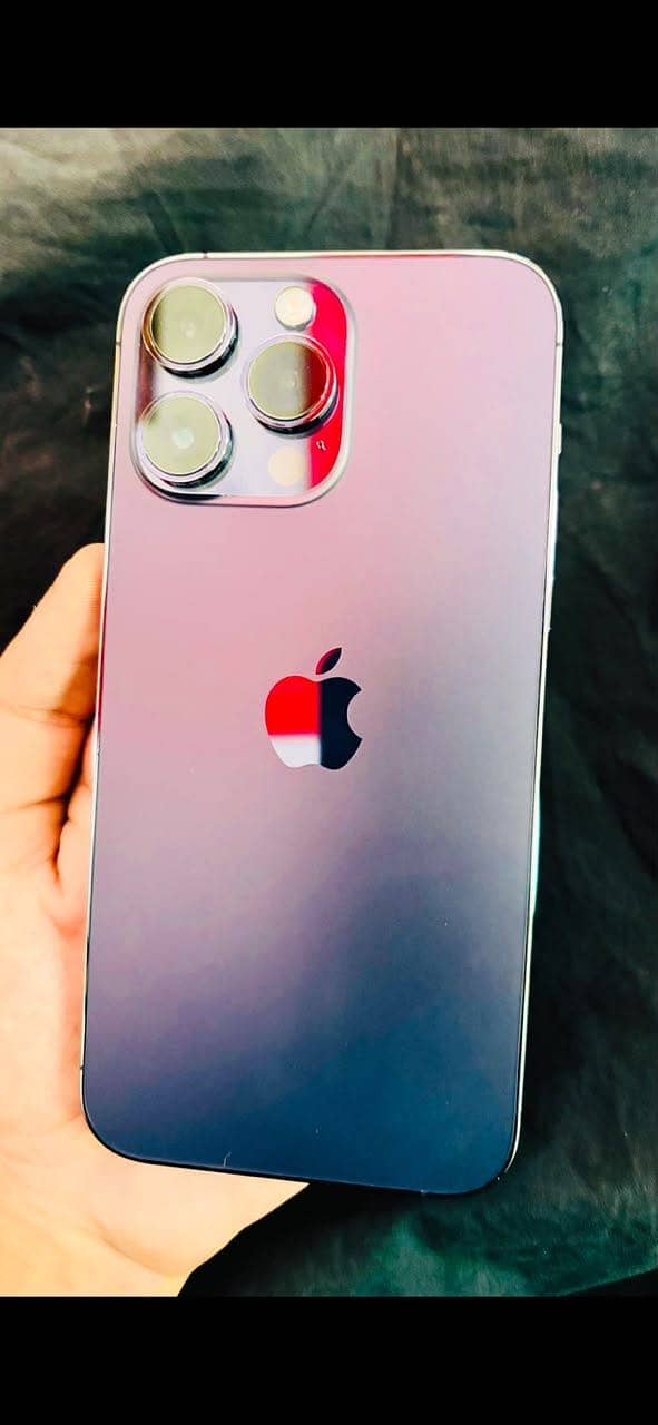 Apple iPhone 14 Pro Max 0