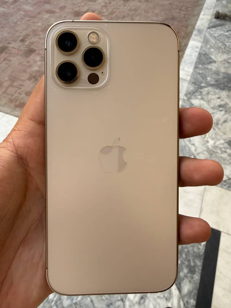 iphone 12 pro with box 0