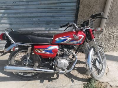 HONDA 125 RED