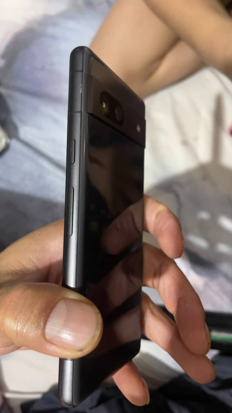 Google Pixel 7a 4