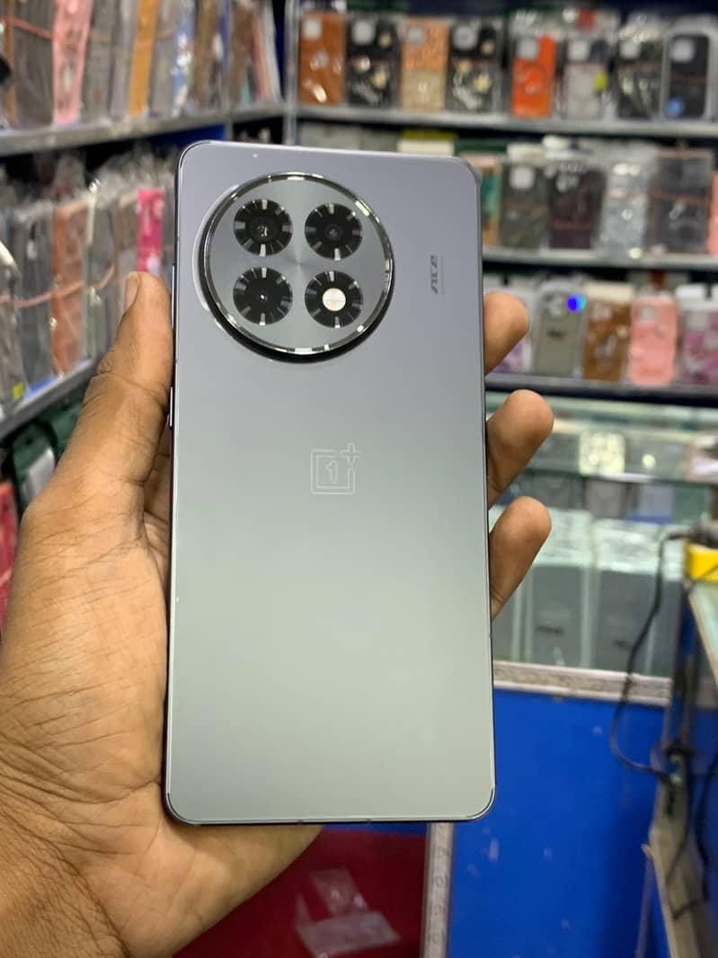 One Plus 13R 1