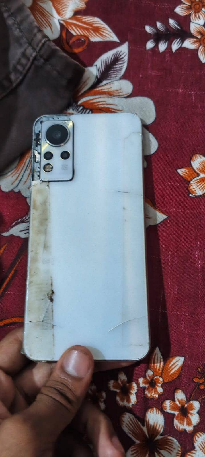 Infinix Note 11 4