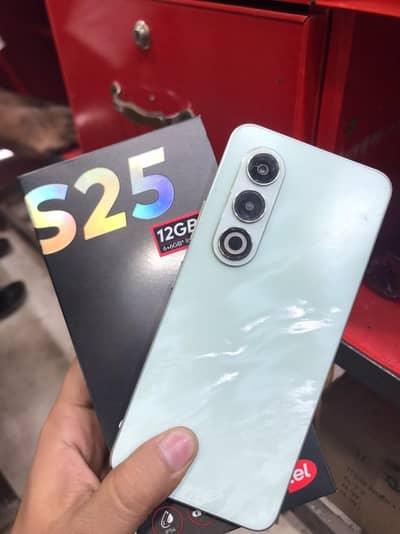 Itel S25 with hox charger tottal geniune