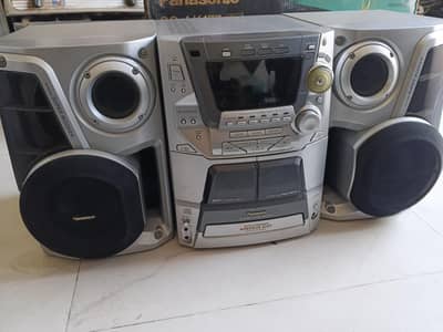Panasonic speaker set like a new no use with box