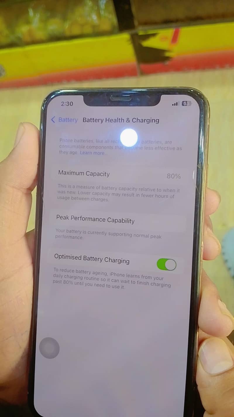 Apple iPhone XS Max 1