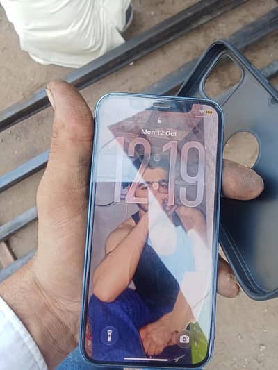 Apple iPhone 12