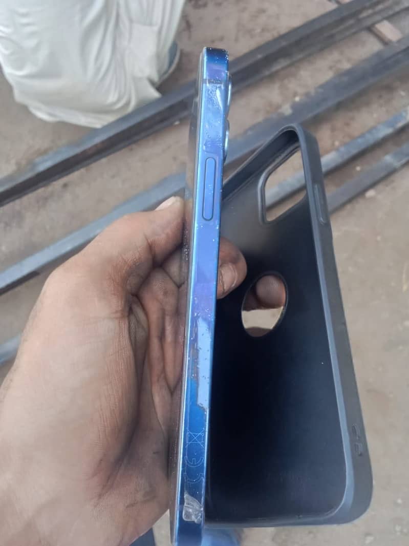 Apple iPhone 12 8