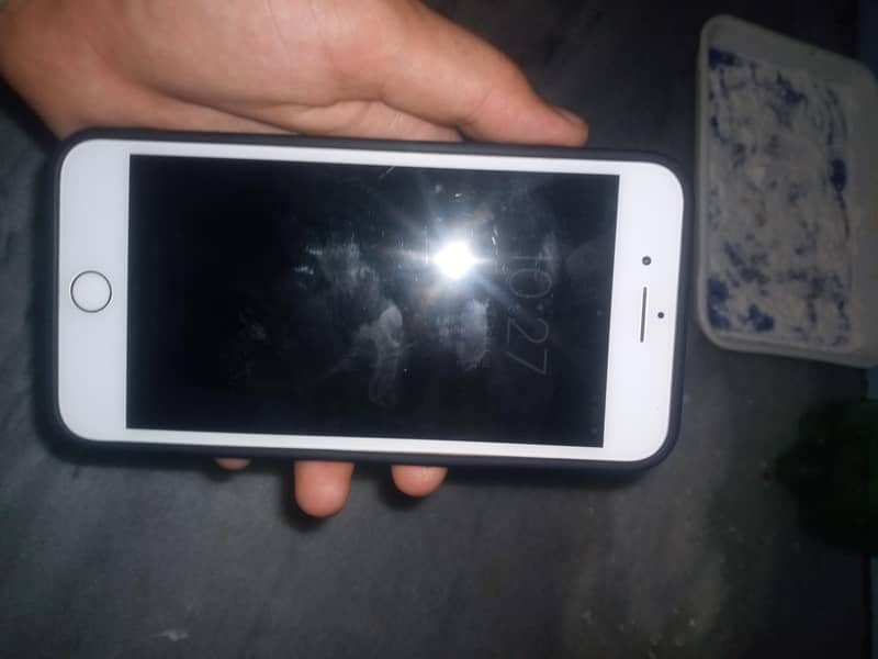 Apple iPhone 7 Plus 4