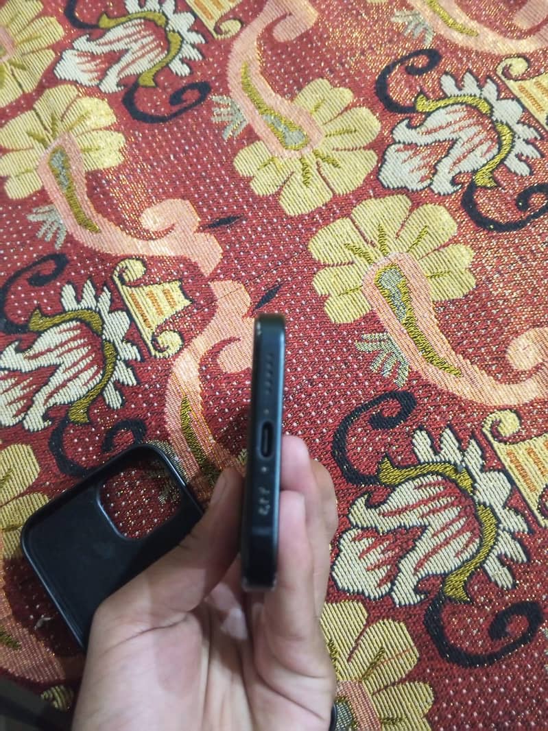 Apple iPhone 15 1