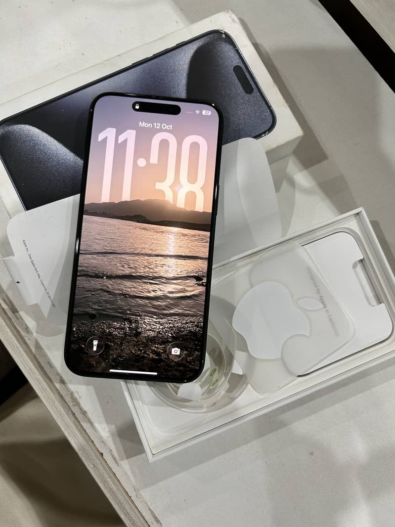 Apple iPhone 15 pro Max 3