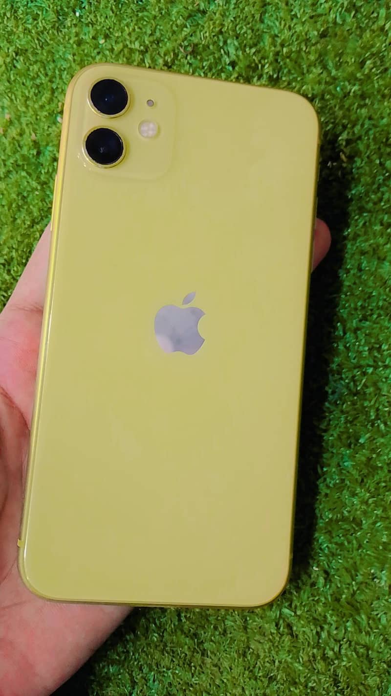 Apple iPhone 11 3