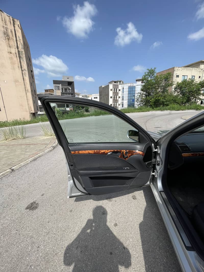 Mercedes E Class 2003 9