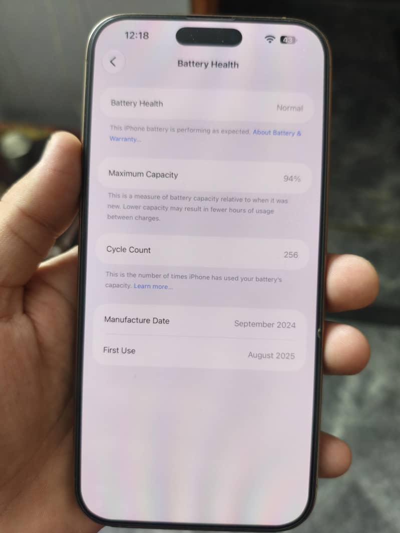 Apple iPhone 16 Pro Max 0